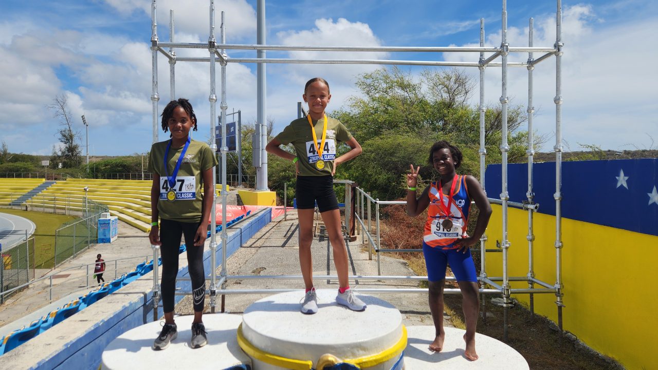 U11-longjump-podium